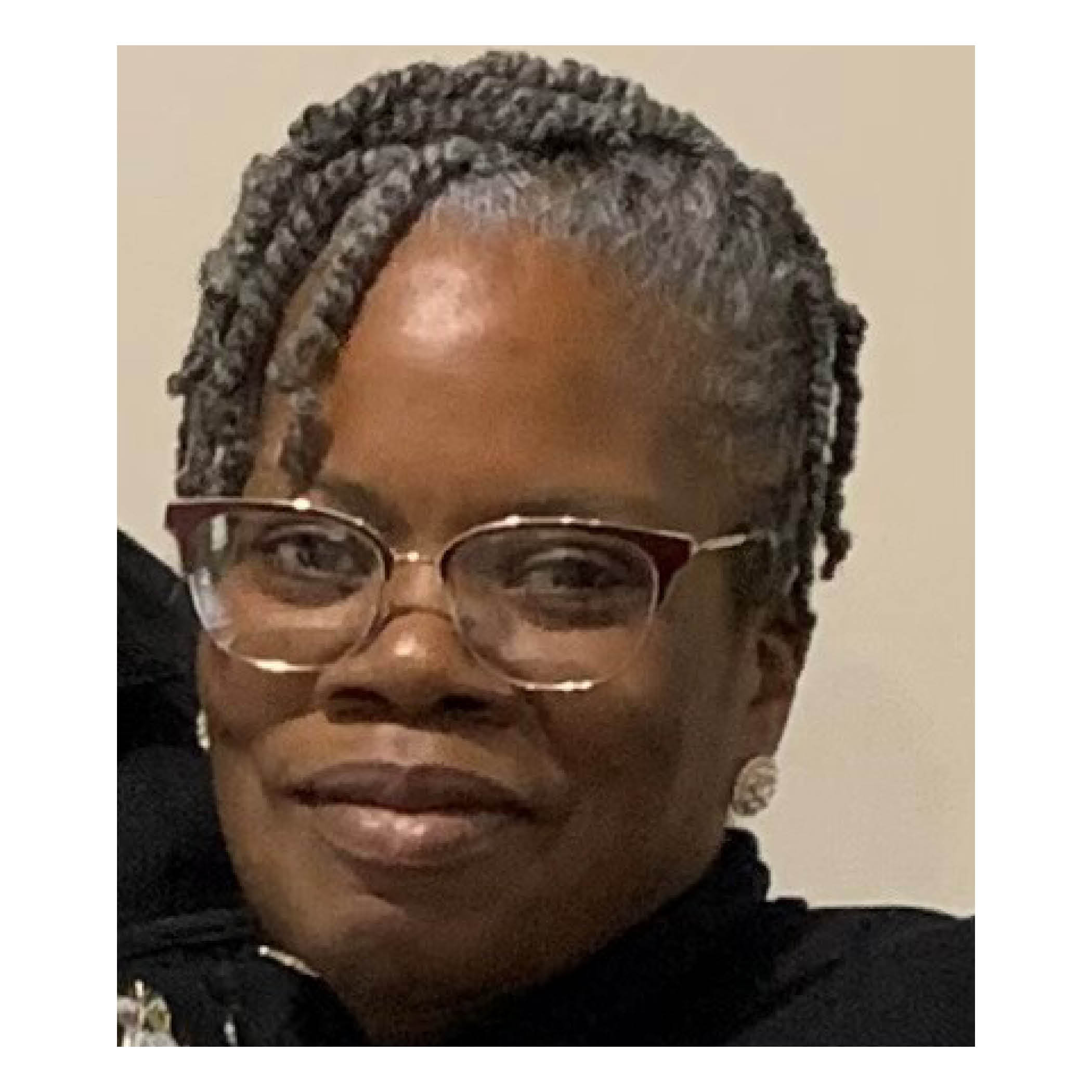 Image of Linda Walker-Woody smiling at the camera.